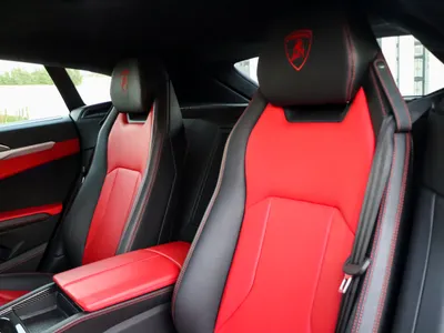 2021 لمبرجيني اوروس