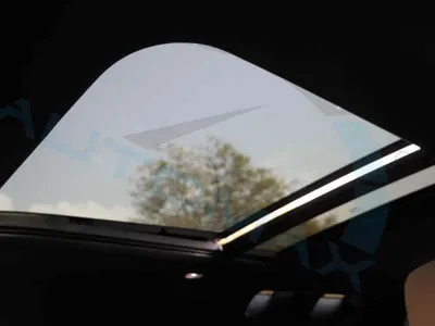 2025 لاند روفر ديفيندر اكس داينمك