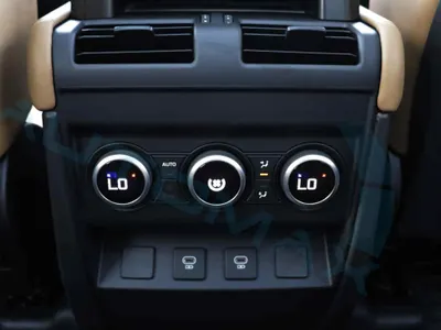 2025 لاند روفر ديفيندر اكس داينمك