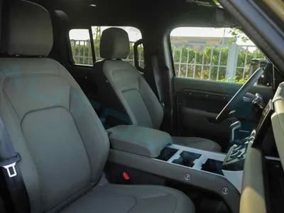 2025 لاند روفر ديفيندر اكس داينمك