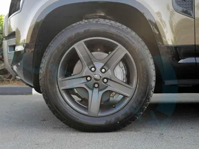 2025 لاند روفر ديفيندر اكس داينمك