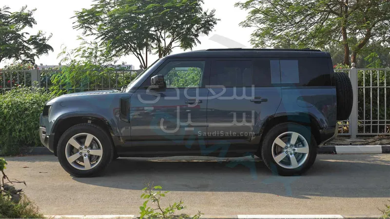 2025 لاند روفر ديفيندر اكس داينمك