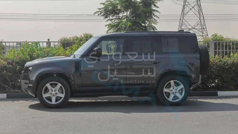 2025 لاند روفر ديفيندر اكس 110