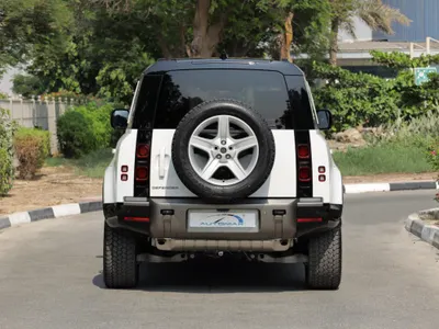 2025 لاند روفر ديفيندر اكس داينمك