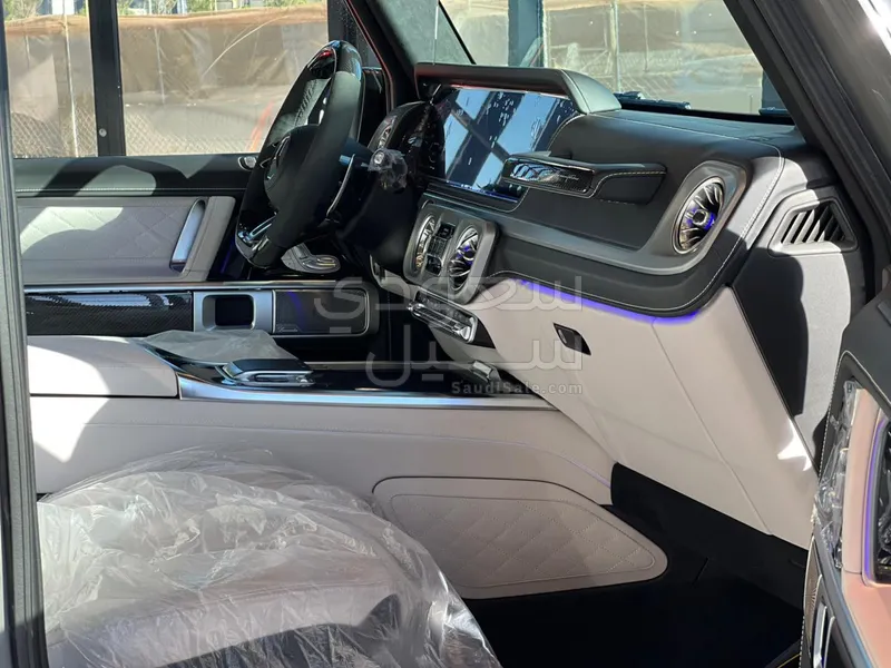 2025 مرسيدس - بنز جي 63 أي إم جي