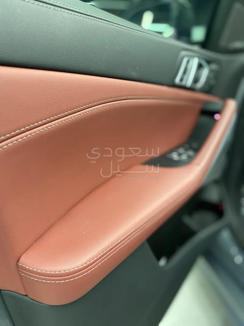 2024 BMW X Series 6 M Kit