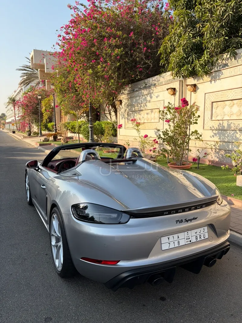 2020 بورش 718 سبايدر