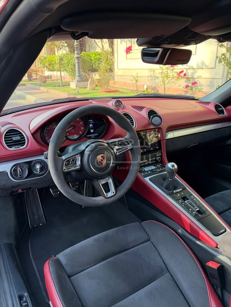 2020 بورش 718 سبايدر
