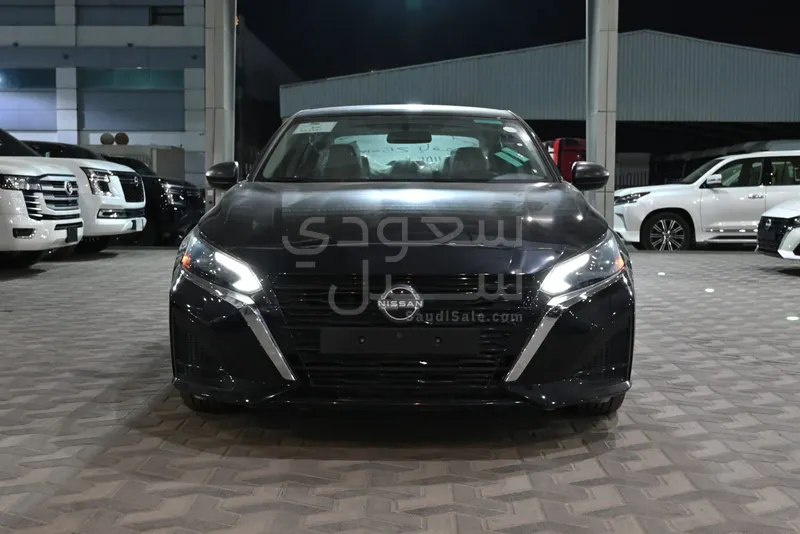 2025 نيسان التيما