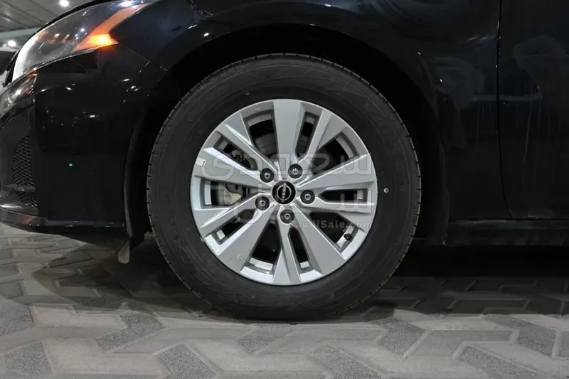 2025 نيسان التيما