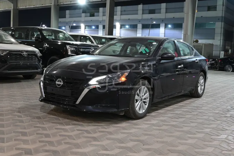 2025 نيسان التيما