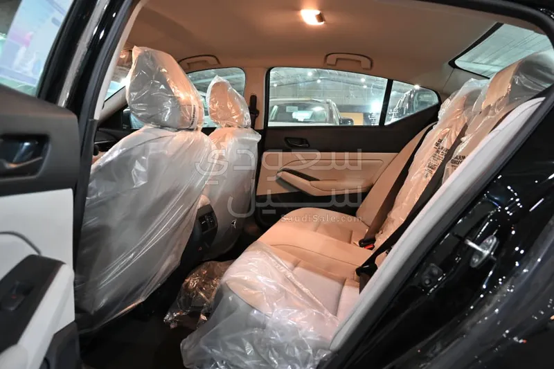 2025 نيسان التيما