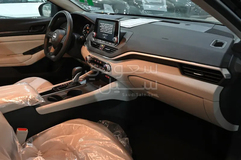 2025 نيسان التيما