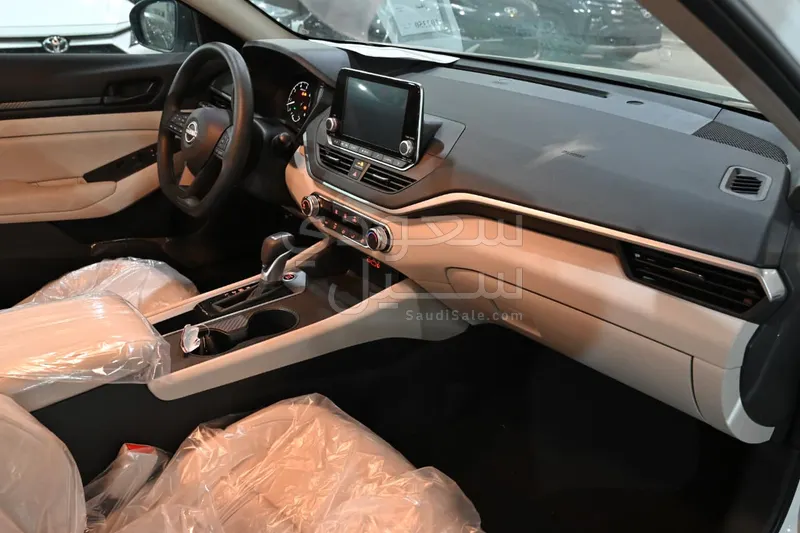 2025 نيسان التيما