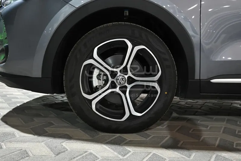 2025 ام جي زد اس