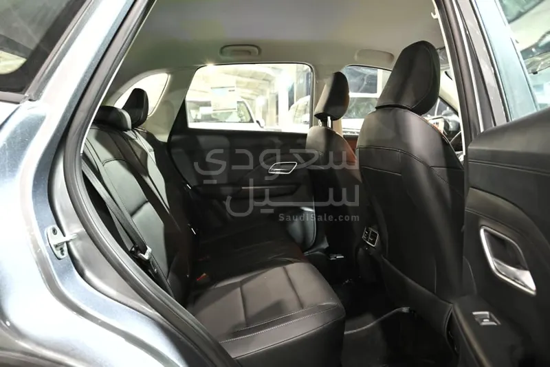 2025 ام جي زد اس