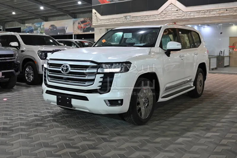 2024 تويوتا لاند كروزر جي اكس ار4