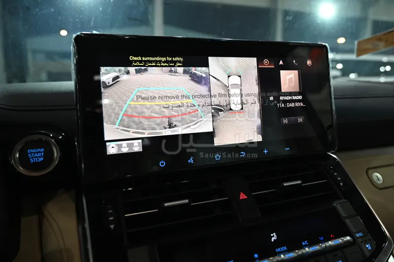 2024 تويوتا لاند كروزر جي اكس ار4