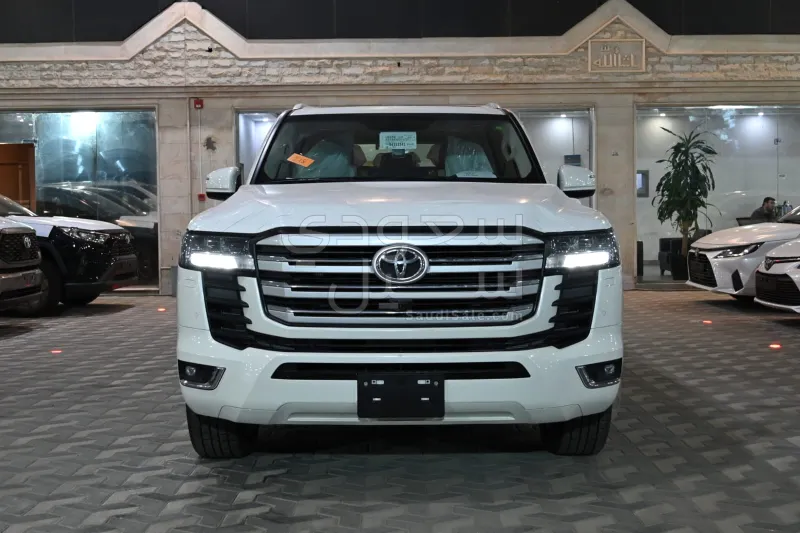 2024 تويوتا لاند كروزر جي اكس ار4