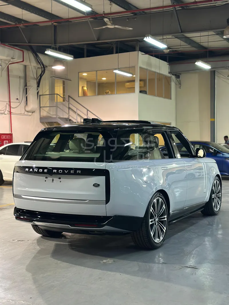 2024 Land Rover Range Rover Autobiography