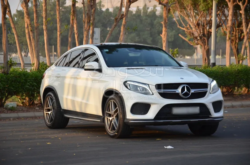 2016 مرسيدس - بنز جي إل إي 400