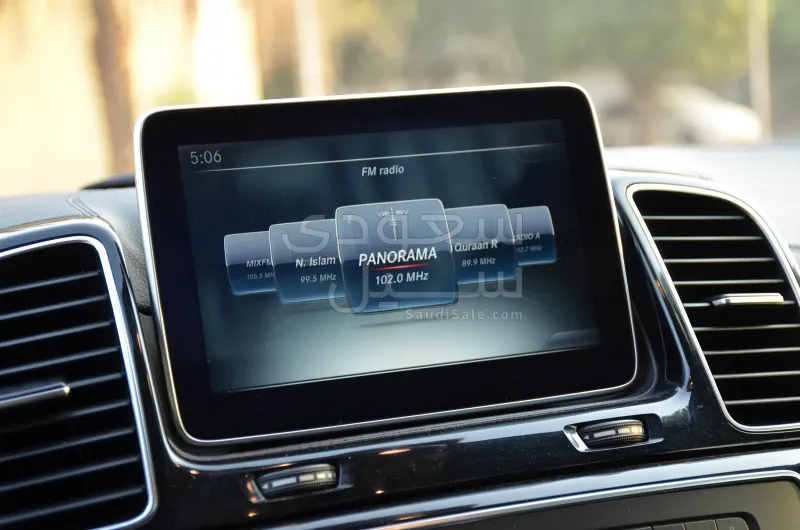 2016 مرسيدس - بنز جي إل إي 400