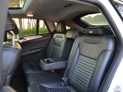 2016 مرسيدس - بنز جي إل إي 400