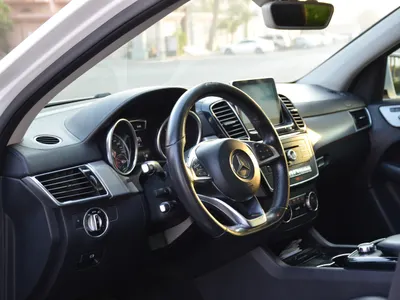 2016 مرسيدس - بنز جي إل إي 400