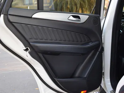 2016 مرسيدس - بنز جي إل إي 400