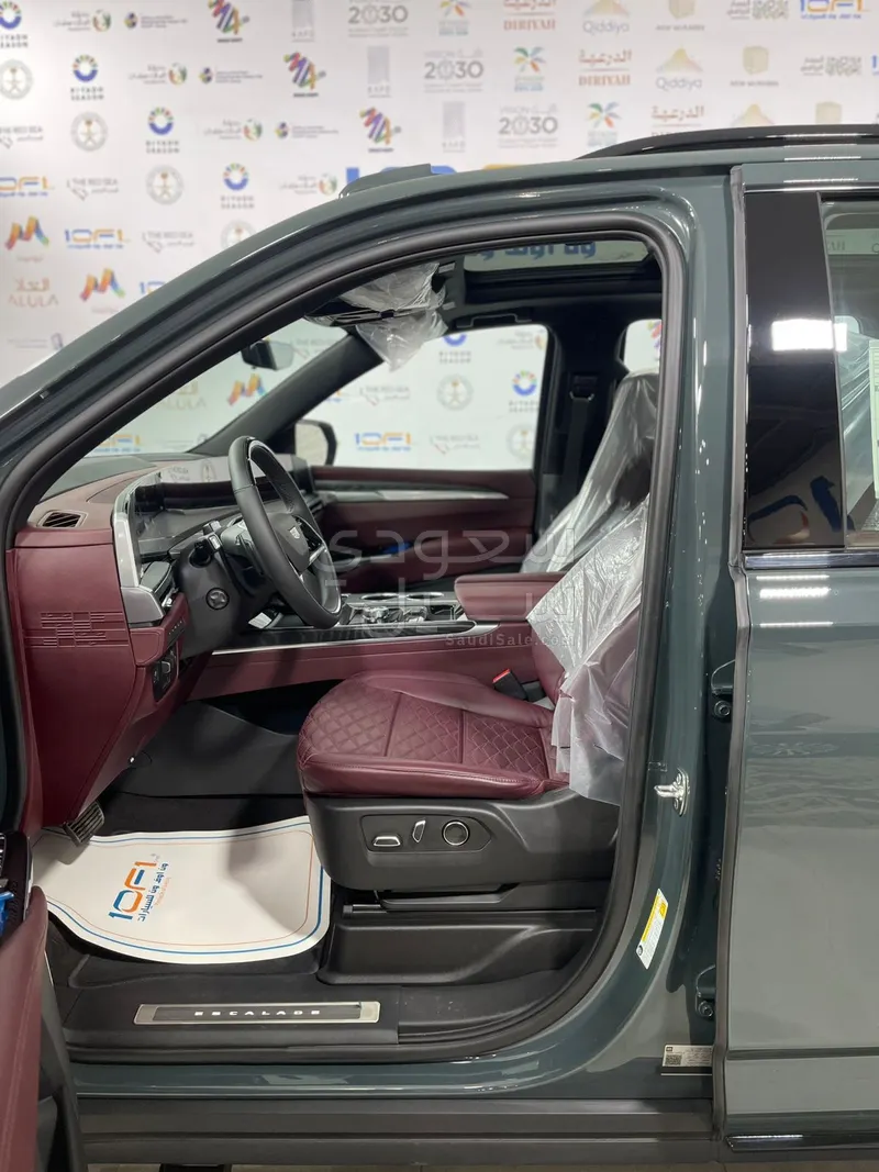 2025 Cadillac Escalade Sport
