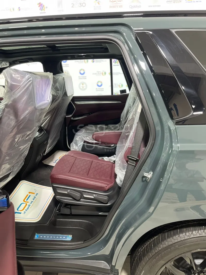 2025 Cadillac Escalade Sport