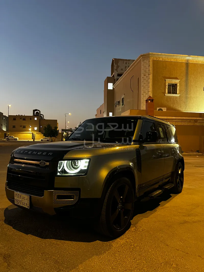 2020 لاند روفر ديفيندر اكس 110
