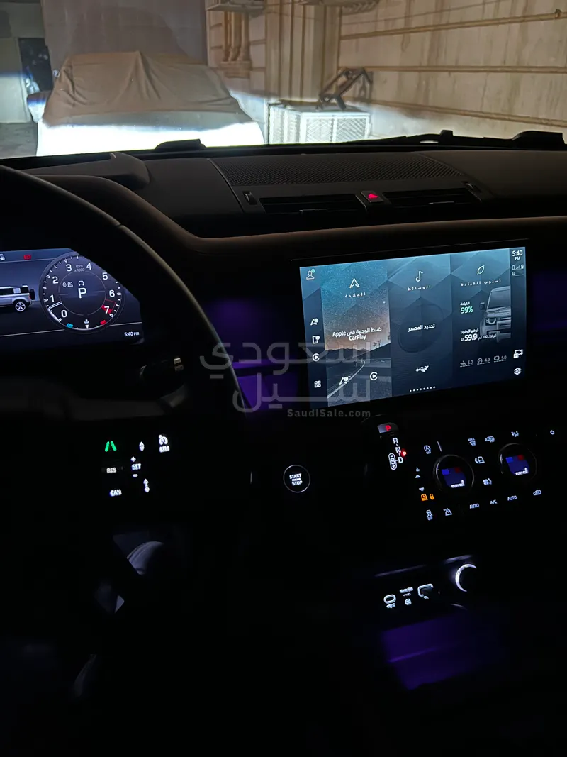 2020 لاند روفر ديفيندر اكس 110