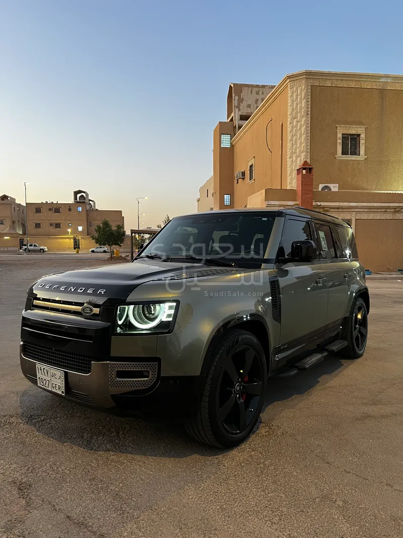 2020 لاند روفر ديفيندر اكس 110