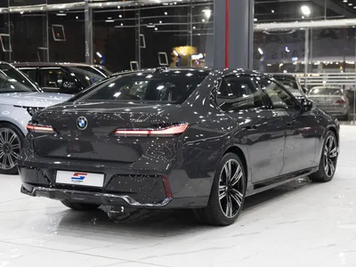 2026 بي ام دبليو الفئة السابعة 735أي