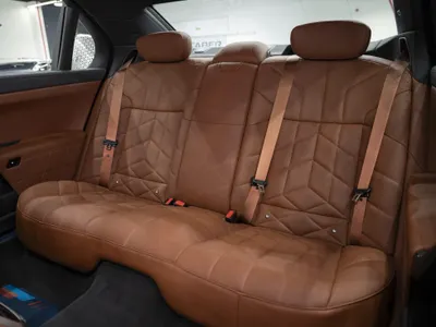 2026 بي ام دبليو الفئة السابعة 735أي