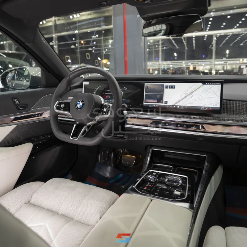 2026 بي ام دبليو الفئة السابعة 735أي