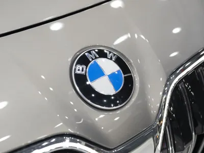 2026 بي ام دبليو الفئة السابعة 735أي