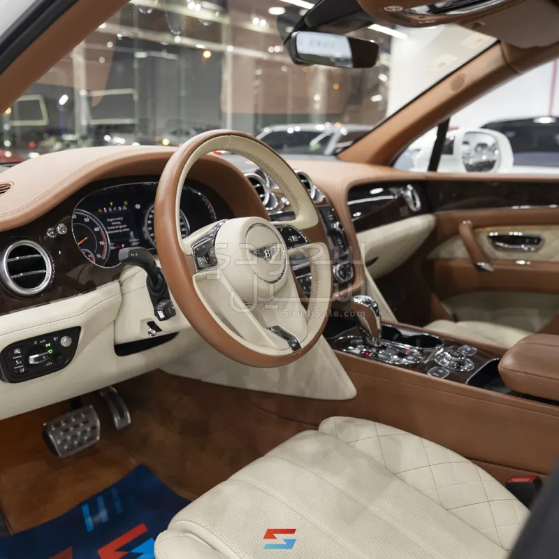 2017 بنتلي بنتايجا الاصدار الاول