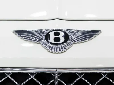 2017 بنتلي بنتايجا الاصدار الاول