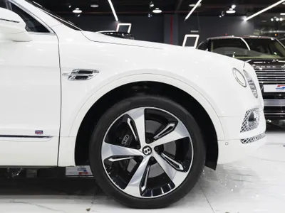 2017 بنتلي بنتايجا الاصدار الاول