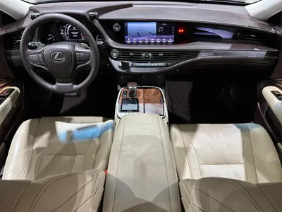 2018 لكزس إل إس 350