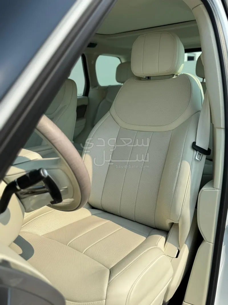 2024 لاند روفر رينج روفر فوج اس اي