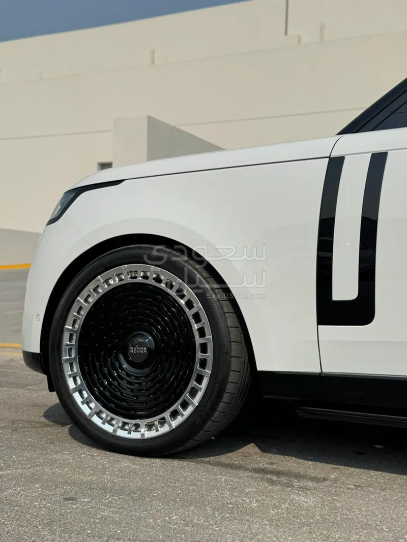 2024 لاند روفر رينج روفر فوج اس اي