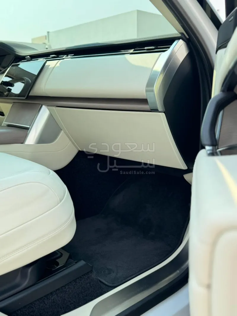 2024 لاند روفر رينج روفر فوج اس اي