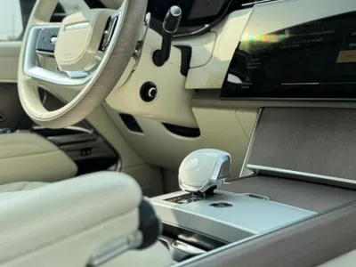 2024 لاند روفر رينج روفر فوج اس اي