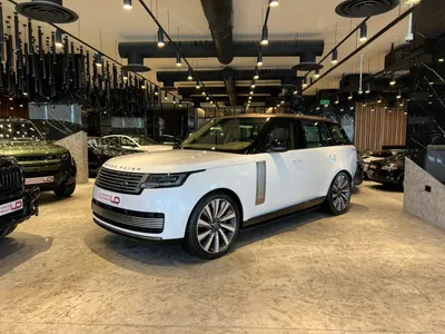 2025 لاند روفر رينج روفر اس في اوتوبيوغرافي