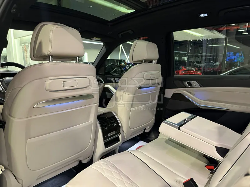 2024 BMW X Series 7