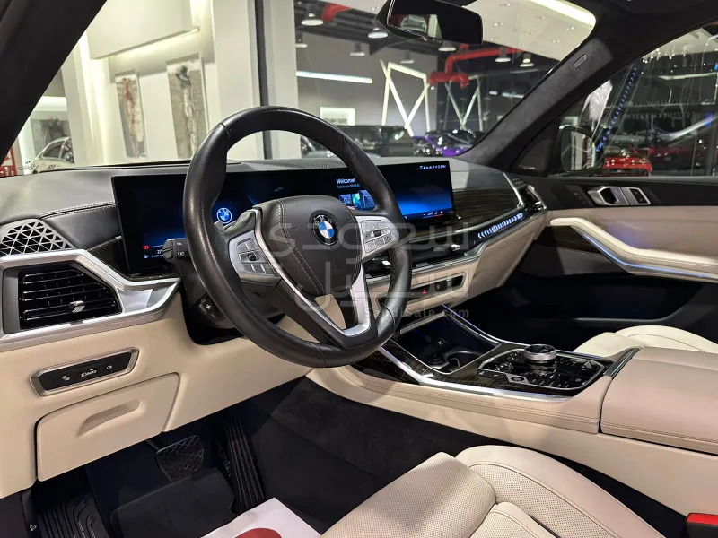 2024 BMW X Series 7