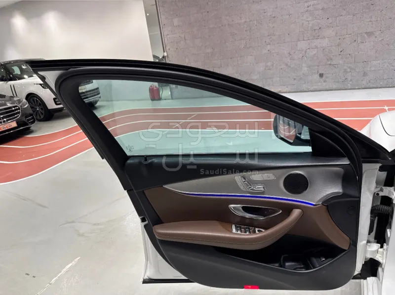 2018 مرسيدس - بنز إي 200